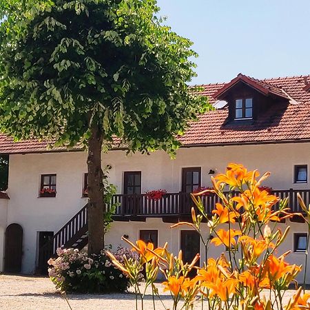Pension Margaretenhof Bayerbach エクステリア 写真